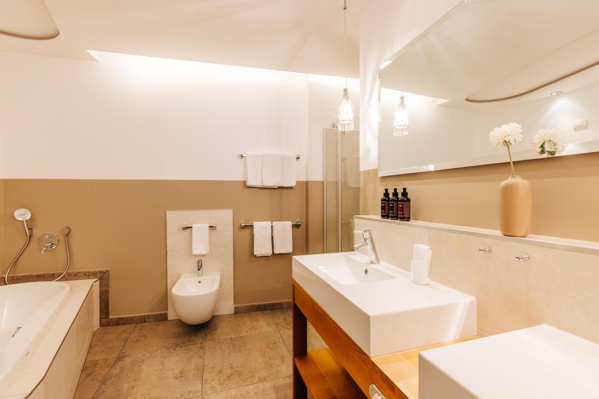 Hotel Hohenwart Скена Экстерьер фото